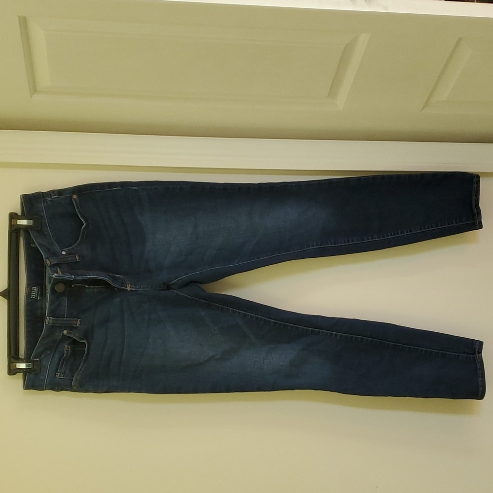 A.n.a. blue jeans. Size 6. Ankle skinny.